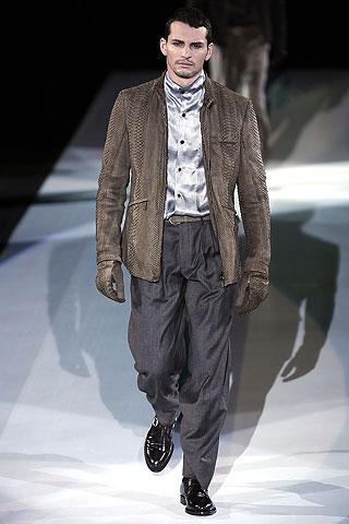 Giorgio Armani / - 2009-2010